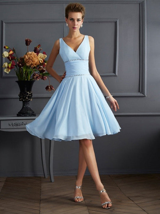 A-Line/Princess V-neck Sleeveless Pleats Short Chiffon Bridesmaid Dresses CICIP0005039