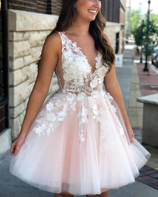 Cute A Line Deep V Neck Beaded Tulle Knee Length Short Prom Dresses With Appliques