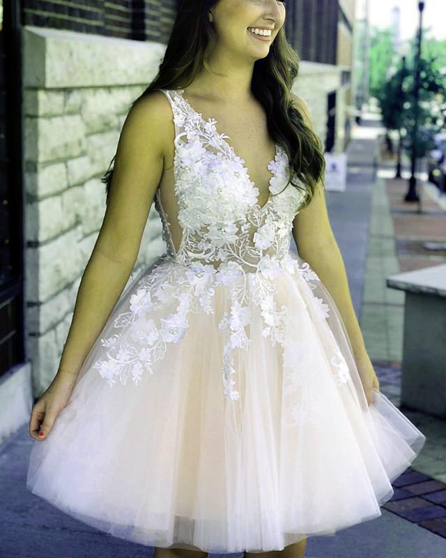 Cute A Line Deep V Neck Beaded Tulle Knee Length Short Prom Dresses With Appliques