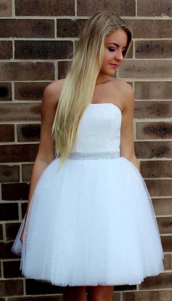 Strapless Ball Gown Tulle Beading Short White Pleated Princess Homecoming Dresses