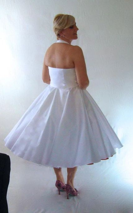 2024 Classic Wedding Dresses Princess A-Line Halter Bowknot Tea Length Short Satin Bridal Gowns