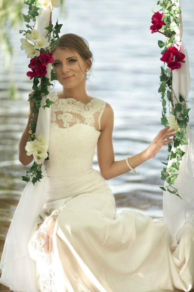 2024 Cheap Wedding Dresses Lace Sheath Side Slit Floor Length Long Bridal Gowns