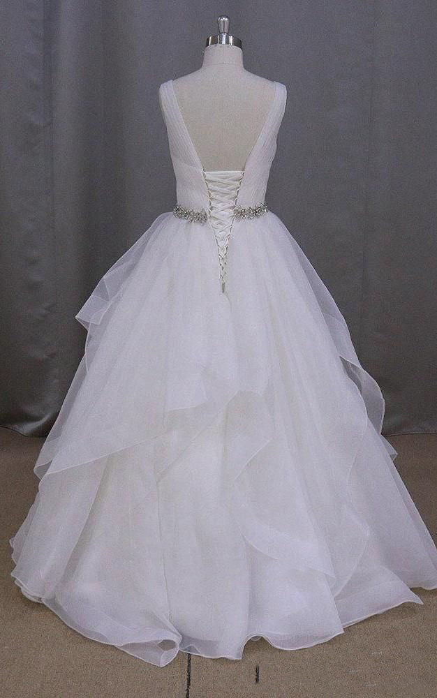2024 Cheap Wedding Dresses V-Neck Lace Up Back Organza Ball Gown Bridal Gowns