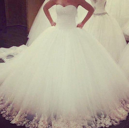 2024 Amazing Wedding Dresses Sweetheart Tulle Ivory Sequence Ball Gown