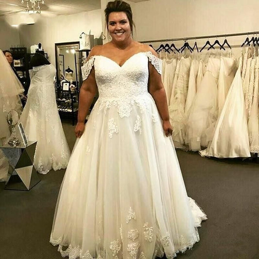 2024 Cheap A-Line Wedding Dresses Sweetheart Off Shoulder Lace Plus Size