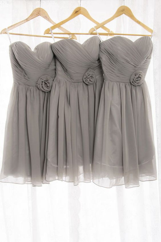 2024 New Arrival A Line Chiffon Knee Length Silver Short Bridesmaid Dresses / Gowns