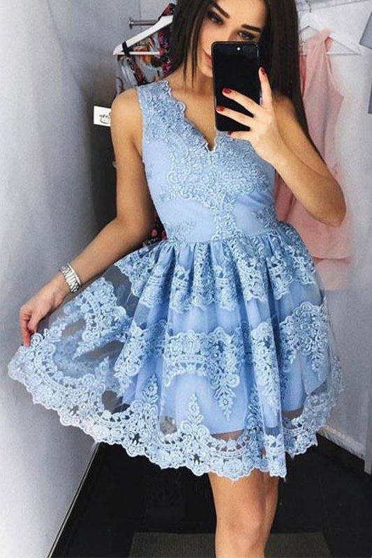 Blue Knee Length V-neck Short Prom Dresses With Appliques