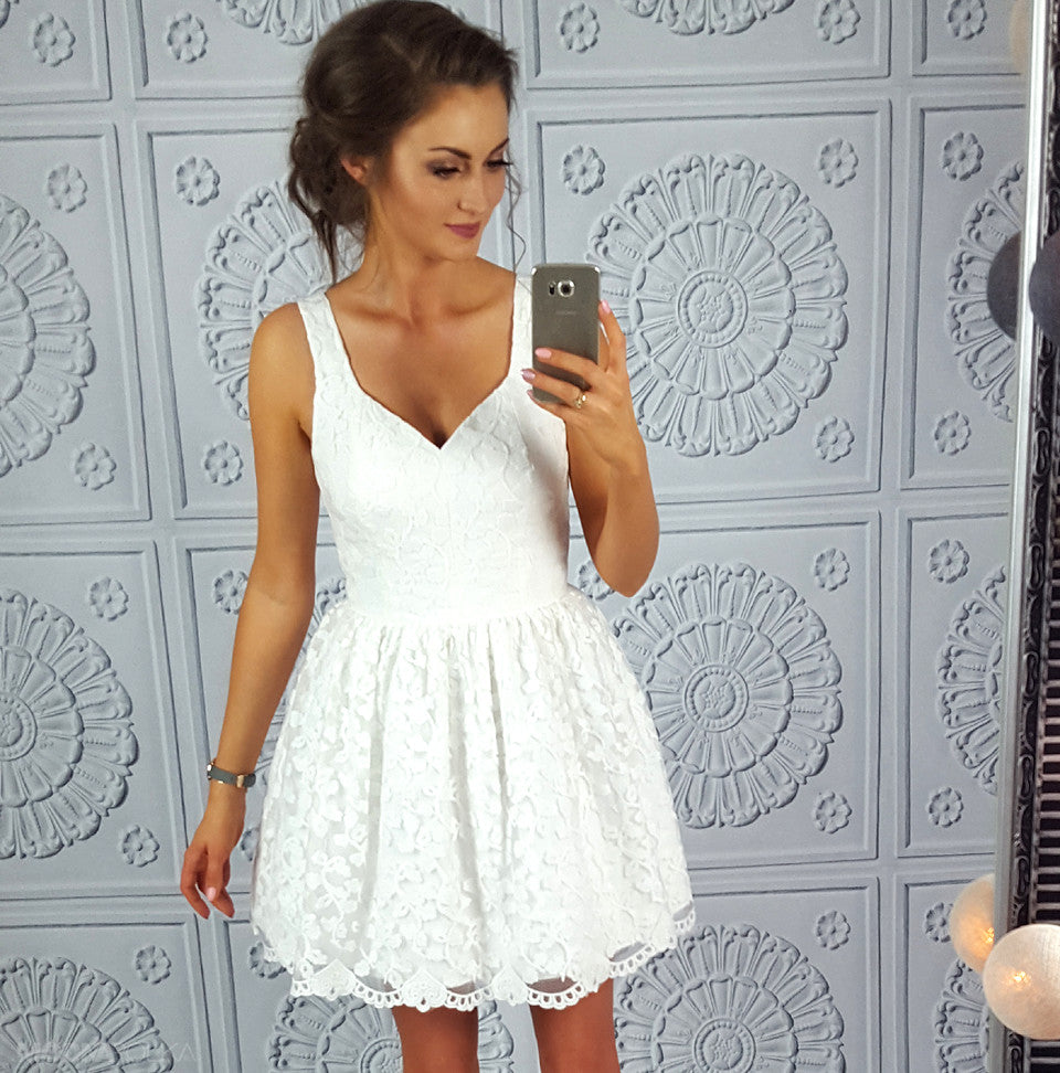 A-Line Straps Short White Lace Homecoming Dress 2024