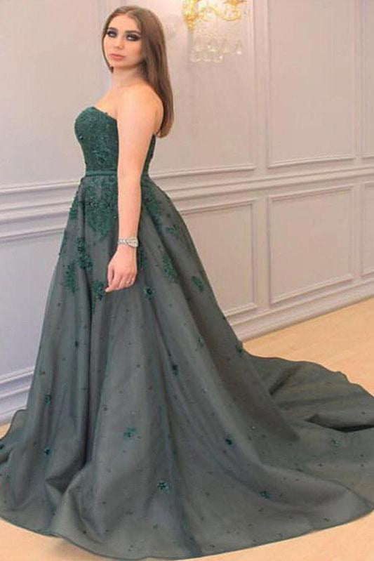 Princess Sweetheart Sleeveless Applique Court Train Tulle Plus Size Prom Dresses N2230