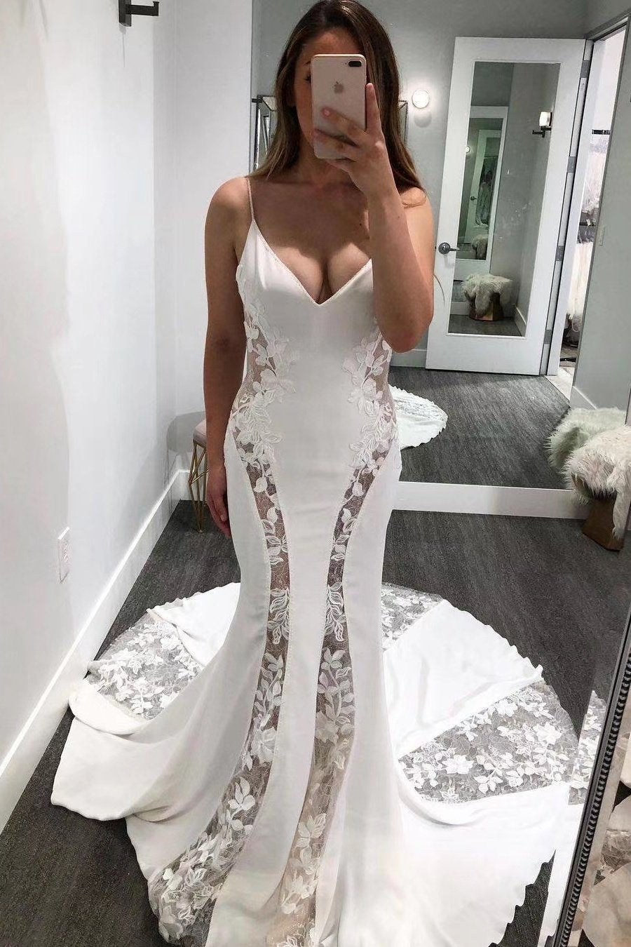 Spaghetti Straps See Through Mermaid V-neck Lace Wedding Dresses Bridal Gowns Y0045