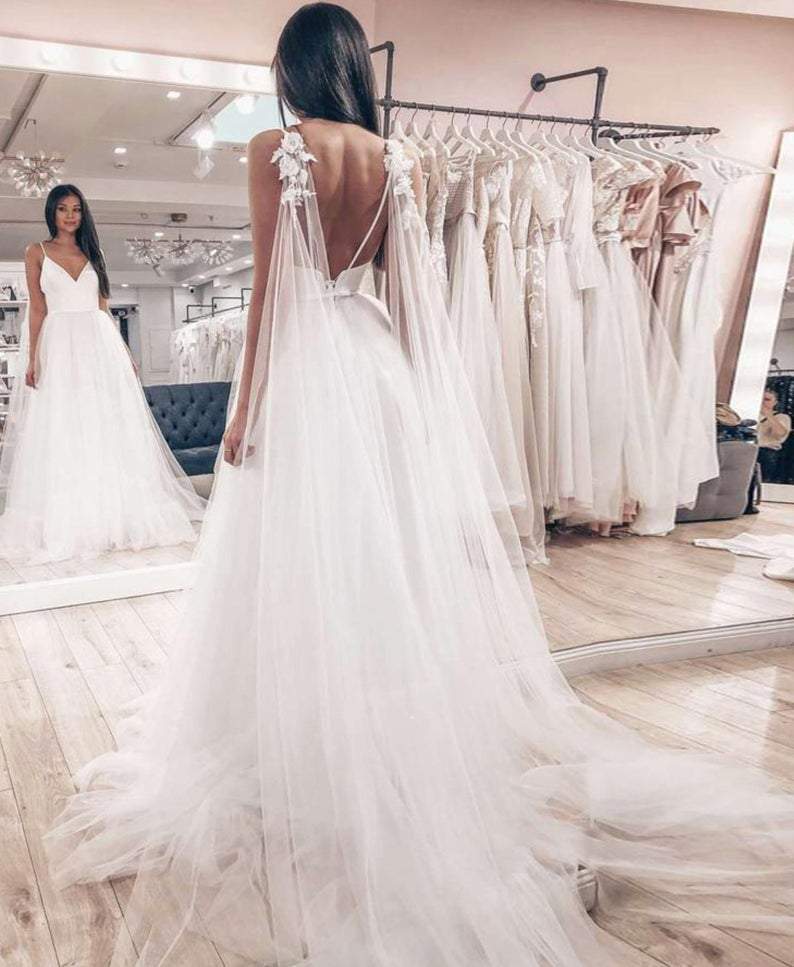 Flowy Backless Tulle Long Beach Wedding Dresses Elegant Bridal Gowns Y0110