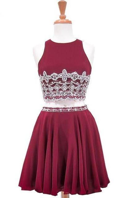 Sweet Party A-Line Scoop Neck Sleeveless Beaded Crystals Burgundy Chiffon Two Piece Short Homecoming Dresses CD10031