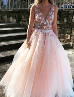 Sexy Backless Prom Dress Pearl Pink Tulle V-neck Appliques Graduation Gown CD1166