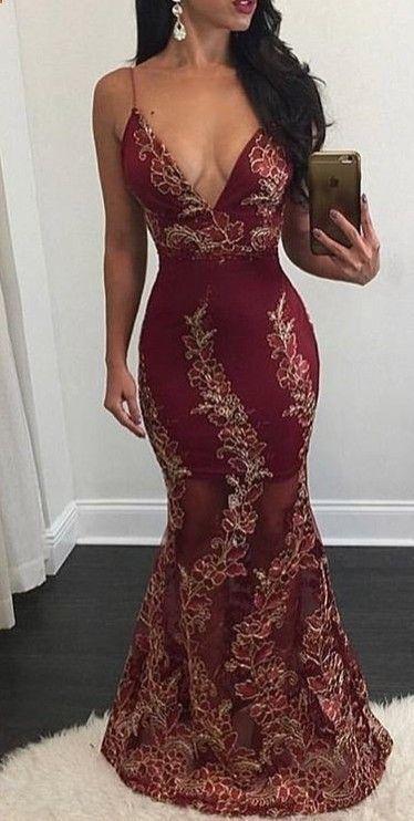 Burgundy Mermaid Prom Dresses Appliques Sexy Backless V-Neck Sheer Evening Gowns CD13617