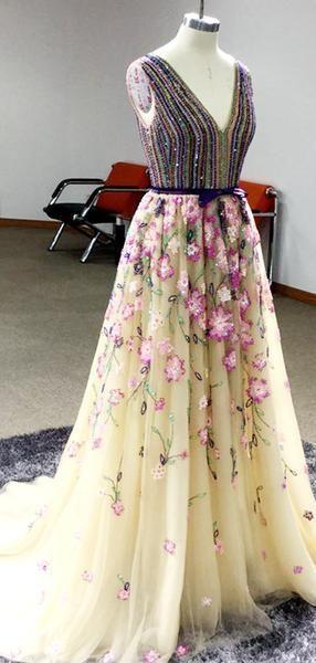 Stunning Colorful Beading Floral Tulle Sleeveless Prom Dresses CD19137
