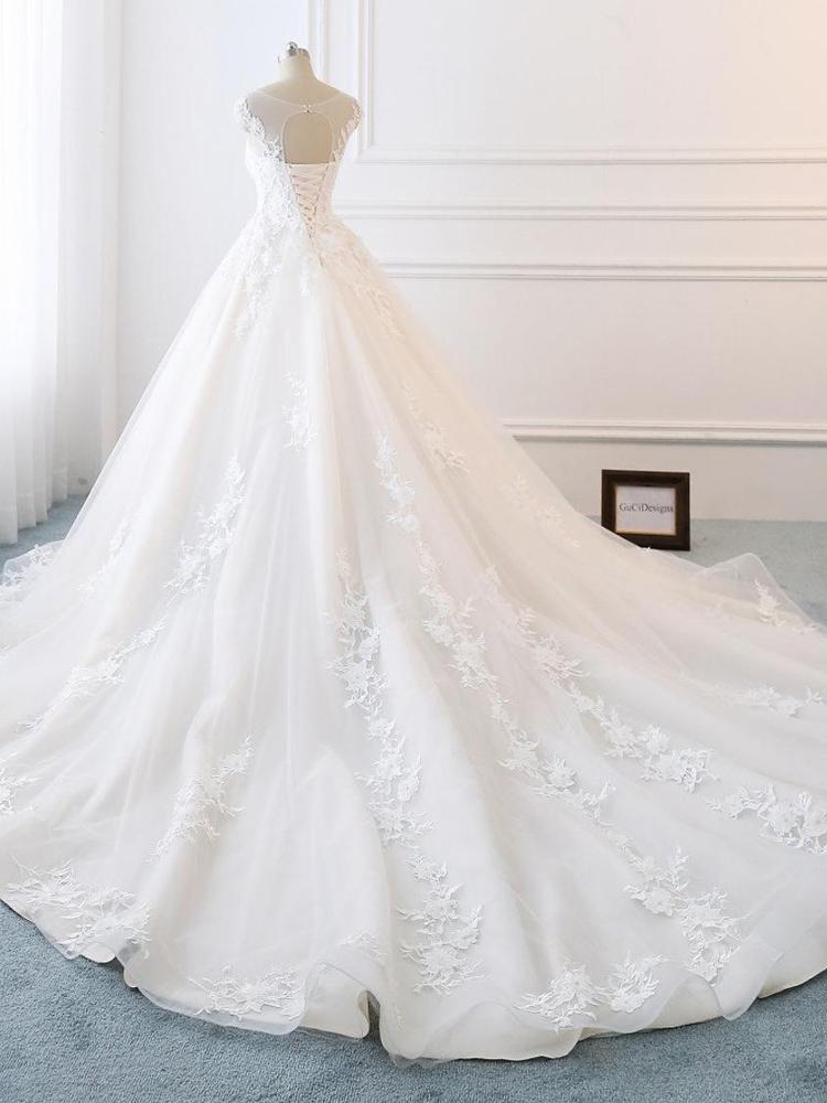 Romantic A-line Royal Wedding Dresses White Bridal Gown Lace wedding dresses prom dress CD20291