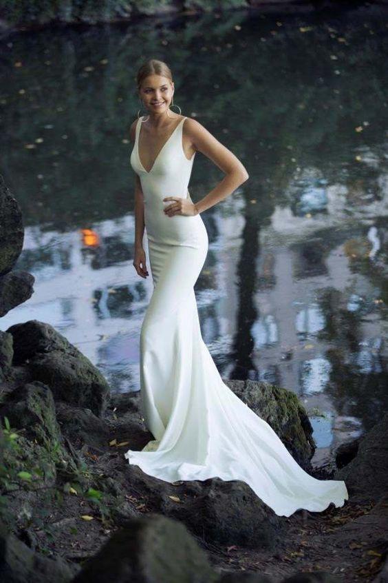 Ivory Beach Mermaid Wedding Dresses, Sexy Deep V Neck Simple Elegant Bridal Gowns prom dress CD9202