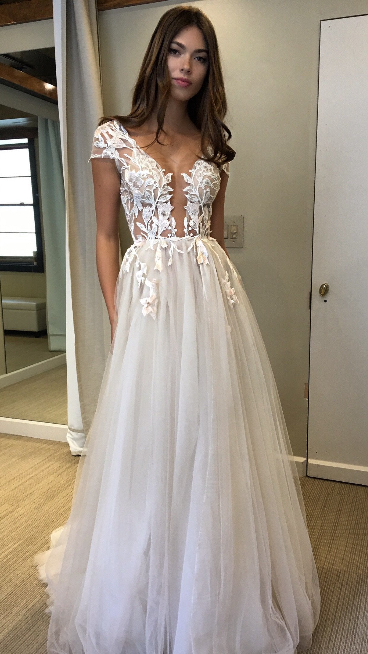 Cap Sleeve Deep V-neck Prom Gown With Appliques,Sexy Split Tulle Wedding Dresses, N99