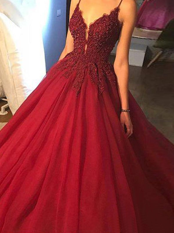 2024 New Arrival Ball Gown V Neck Sleeveless Spaghetti Straps Applique Beading Prom Dresses