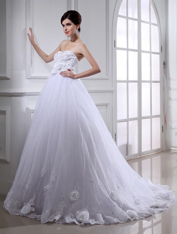 Ball Gown Beading Hand-made Flower Strapless Sleeveless Long Organza Wedding Dresses CICIP0006944