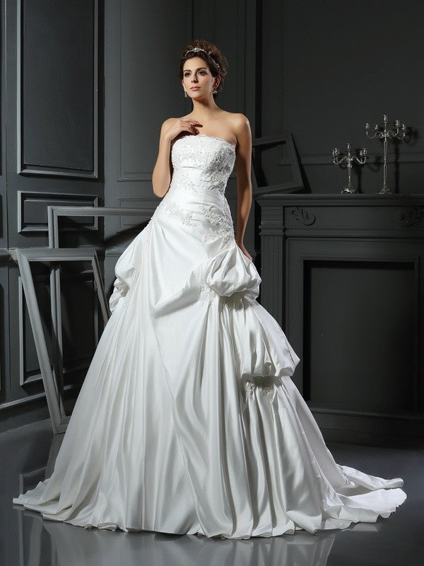Ball Gown Strapless Applique Sleeveless Long Satin Wedding Dresses CICIP0006906