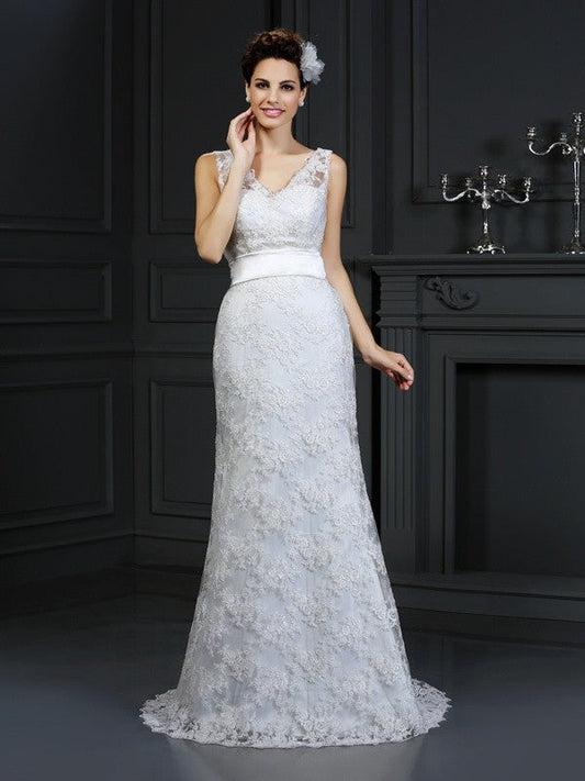 Trumpet/Mermaid Sweetheart Applique Sleeveless Long Lace Wedding Dresses CICIP0006743