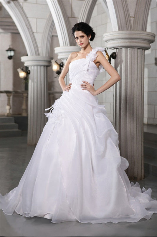 Ball Gown One-Shoulder Sleeveless Pleats Long Organza Wedding Dresses CICIP0006981