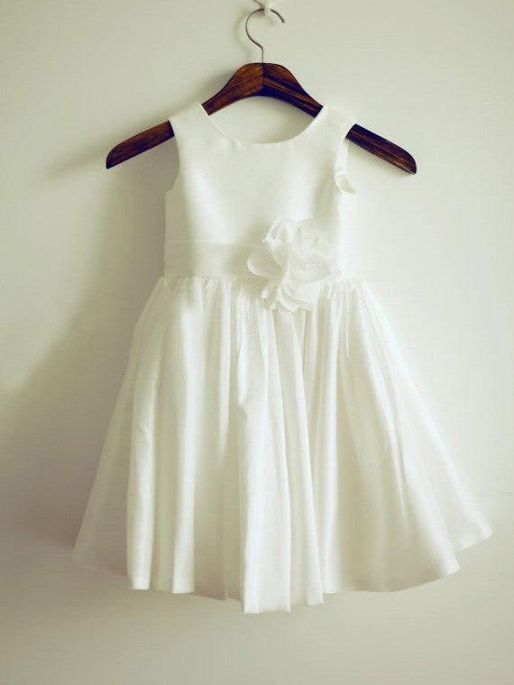 A-line/Princess Jewel Sleeveless Hand-Made Flower Long Taffeta Dresses CICIP0007708