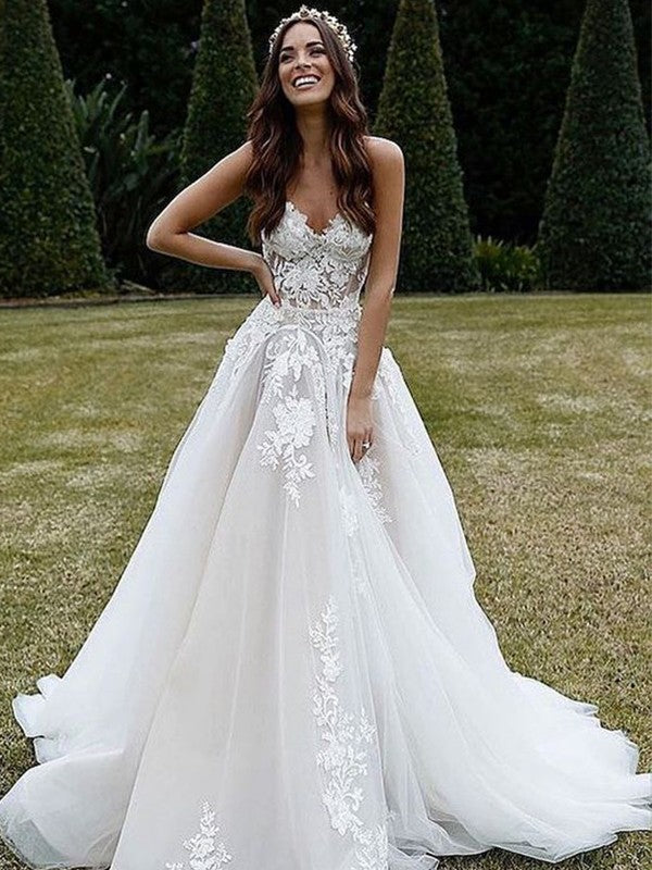 A-Line/Princess Tulle Sleeveless V-neck Sweep/Brush Train Applique Wedding Dresses CICIP0006683