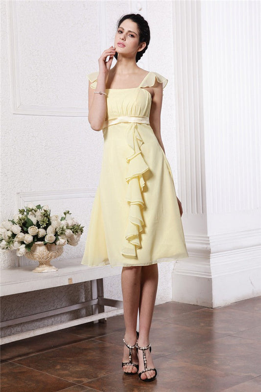 A-Line/Princess Straps Sleeveless Ruffles Ruched Short Chiffon Bridesmaid Dresses CICIP0005834