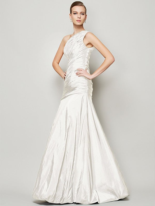 A-Line/Princess One-Shoulder Sleeveless Pleats Long Taffeta Bridesmaid Dresses CICIP0005085