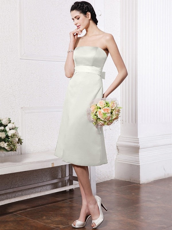 A-Line/Princess Strapless Sleeveless Sash Short Satin Bridesmaid Dresses CICIP0005801