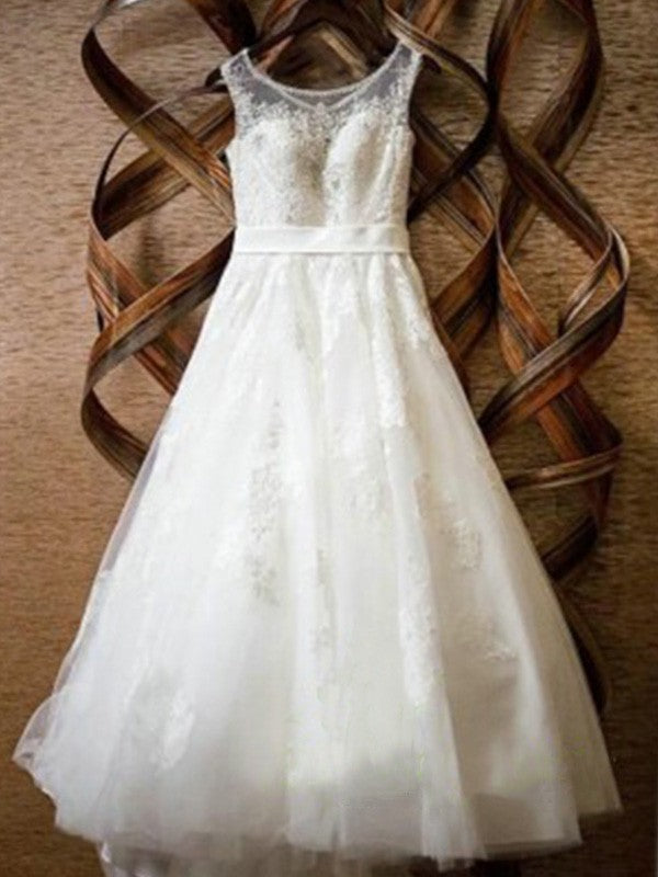 A-Line/Princess Sleeveless Scoop Floor-Length Beading Applique Lace Tulle Wedding Dresses CICIP0006745