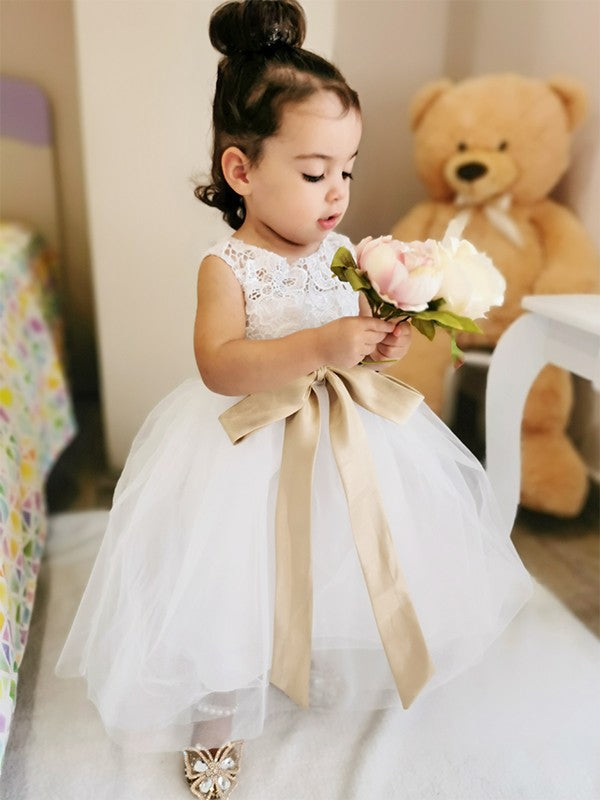 A-Line/Princess Tulle Sash/Ribbon/Belt Scoop Sleeveless Knee-Length Flower Girl Dresses CICIP0007546