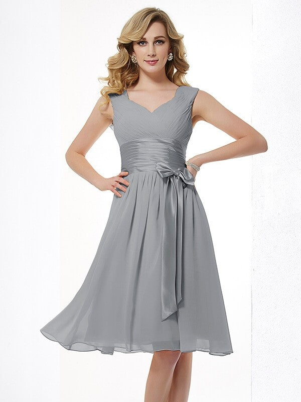 A-Line/Princess Straps Sleeveless Pleats Short Chiffon Bridesmaid Dresses CICIP0005096