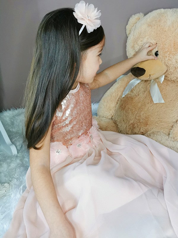 A-Line/Princess Chiffon Sequin Scoop Sleeveless Floor-Length Flower Girl Dresses CICIP0007549