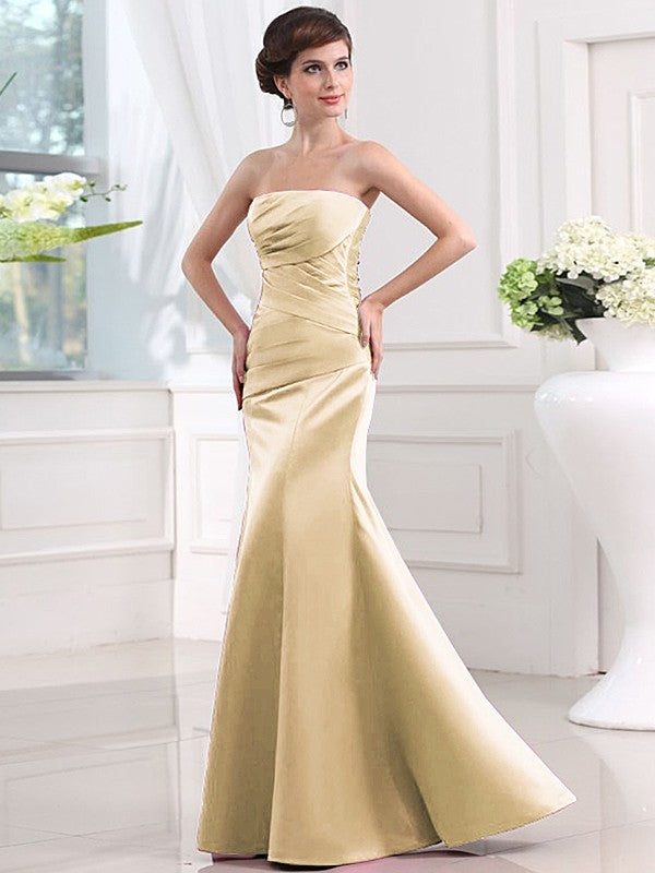 Sheath/Column Strapless Sleeveless Long Pleats Satin Bridesmaid Dresses CICIP0005434