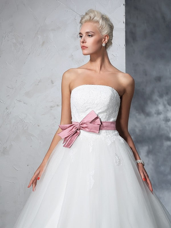 Ball Gown Strapless Bowknot Sleeveless Long Net Wedding Dresses CICIP0006859