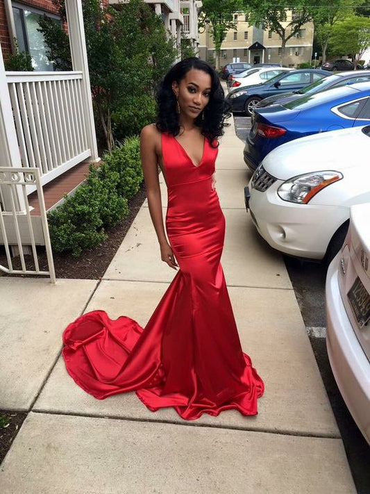 2024 Sexy Mermaid Red Satin V-neck Backless Prom Dresses